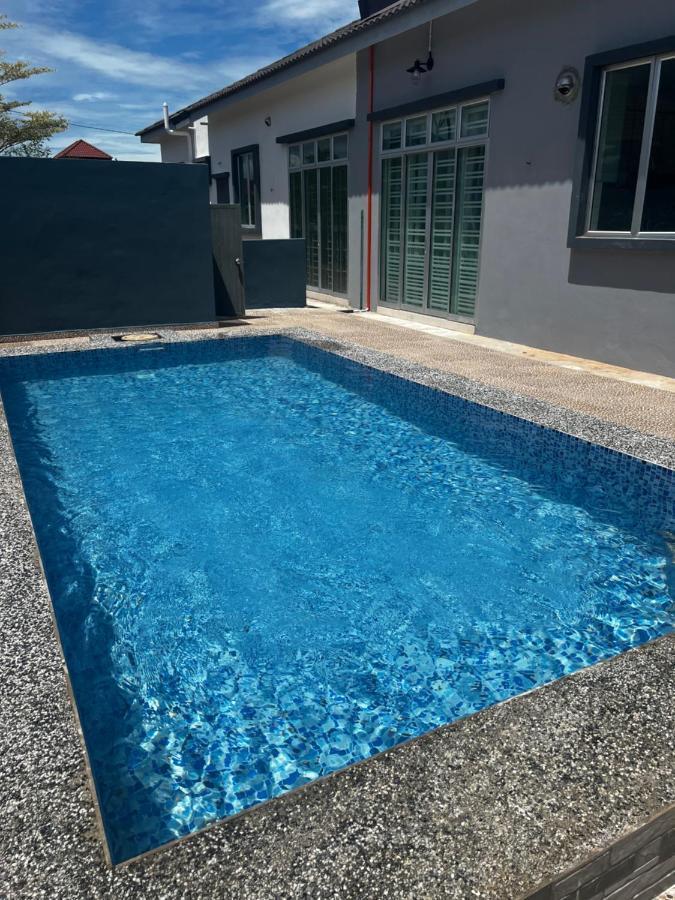 Villa Pool Kepala Batas Kampong Hilir  Exterior foto